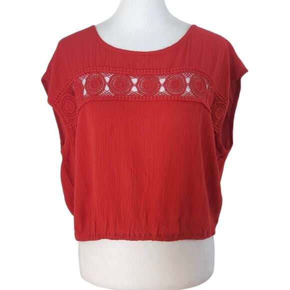 Band of Gypsies Red Sleeveless Crop Top with Crochet Lace NWT Size Medium - Picture 1 of 10